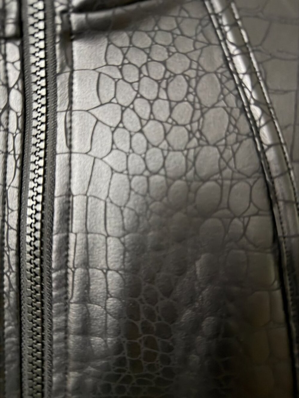 X by Gottex Line Jacket in a black crocodile pattern - Picture 9 of 12